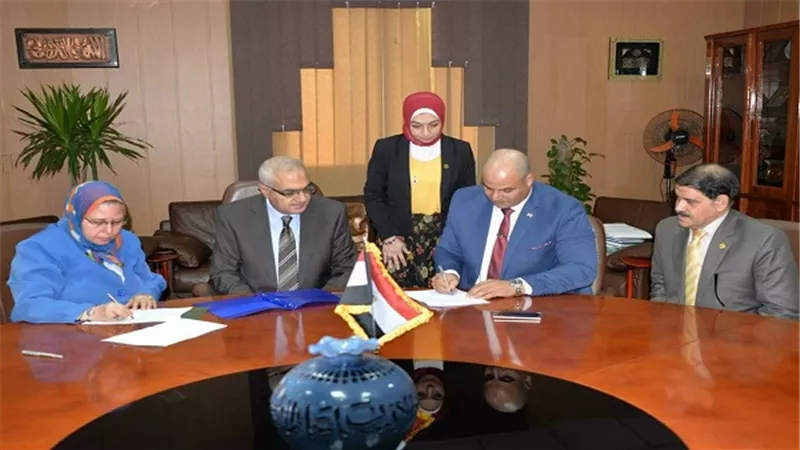 جامعة المنصورة.. تعاون مع نقابة المرشدين السياحيين لتدريب قسم الارشاد السياحى بكلية السياحة والفنادق 