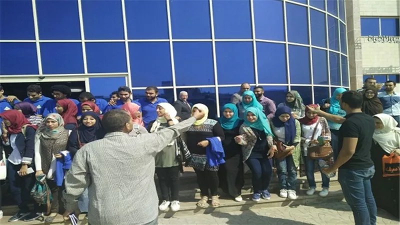 بنها للصناعات الالكترونية تستقبل طلبه جامعتى 