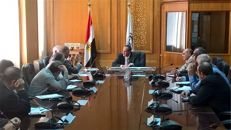 اجتماع موسع لرئيس هيئة السكة الحديد مع مديرى المناطق 