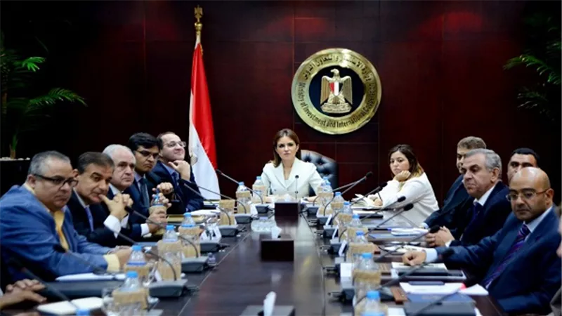 سحر نصر تعقد ورشة عمل مع البنك الدولى لتعزيز الاستثمارات فى قطاعي الزراعة والاعمال الزراعية 