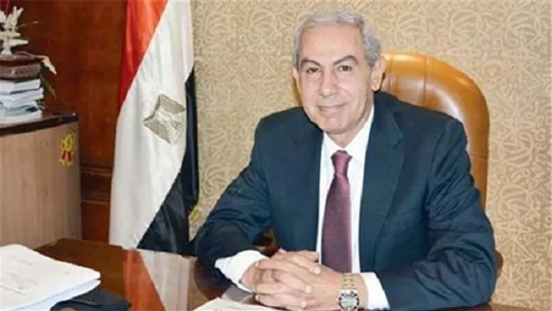 قابيل يتلقى مؤشرات أداء مصلحتي الرقابة الصناعية والكيمياء عن شهر سبتمبر الماضى