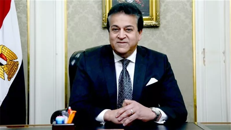 عبد الغفار يتلقى تقريرًا حول واقعة الاعتداء على أفراد الأمن داخل حرم جامعة الفيوم