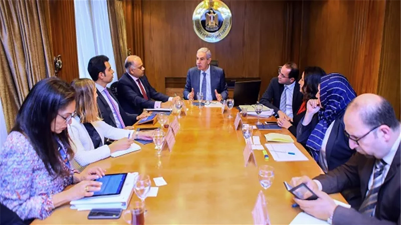 قابيل يستعرض مع بعثة صندوق النقد الدولى إنجازات الوزارة لتعزيز التنمية الصناعية والتجارة الخارجية لمصر