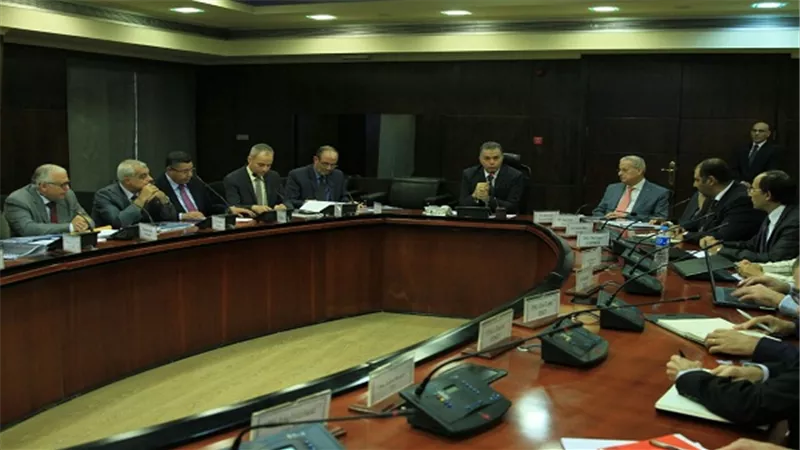 عرفات يتابع معدلات تنفيذ الجزئين الاول والثاني من المرحلة الرابعة للخط الثالث للمترو