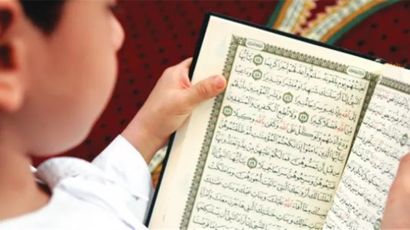 هل قراءة القرآن تصل للمتوفي؟.. إجابة مثيرة