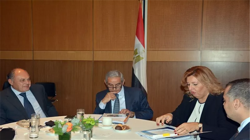 لقاءات مكثفة لوزير التجارة والصناعة مع الشركات اليونانية الراغبة فى الاستثمار فى مصر