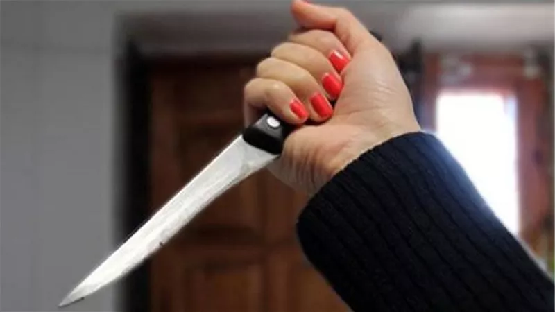 زوجات أعلنوا الحرب على الحموات.. 