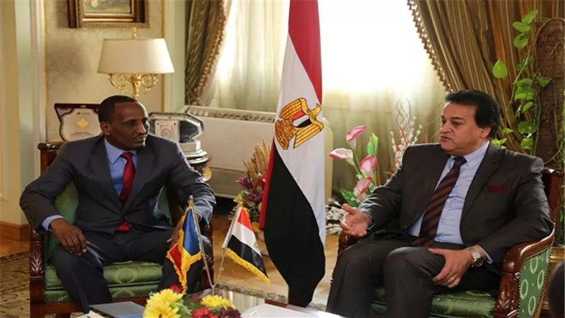 عبد الغفار يؤكد على دعم مصر لتشاد في المجالات التعليمية والبحثية