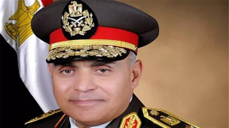 وزير الدفاع يغادر إلى الهند لاجراء مباحثات تعزيز التعاون العسكري 