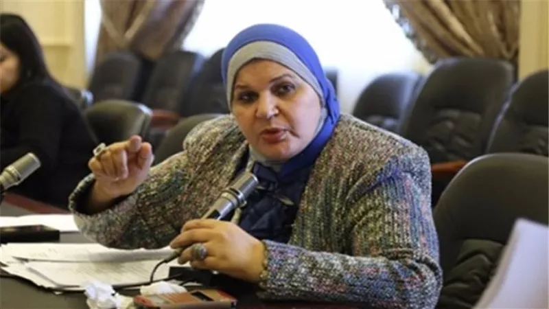 برلمانية: علاج ثغرات قانون الخدمة المدنية 