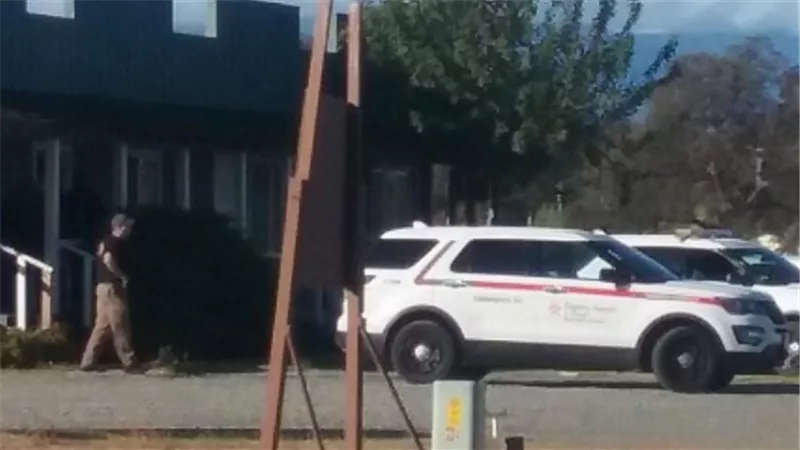 مقتل 3 أشخاص في حادث إطلاق نار قرب مدرسة بكاليفورنيا