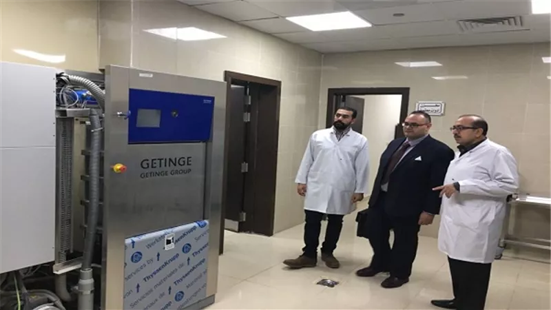الصحة: خبير مصرى عالمى بالمخ والأعصاب يناظر 97 مريض بمستشفى أرمنت بالأقصر
