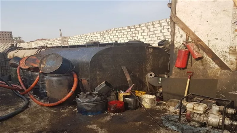 بالصور.. ضبط مالك مخزن غير مرخص لتجارة الزيوت لاستيلائه على السولار المدعم لإنتاج المازوت بالمرج 