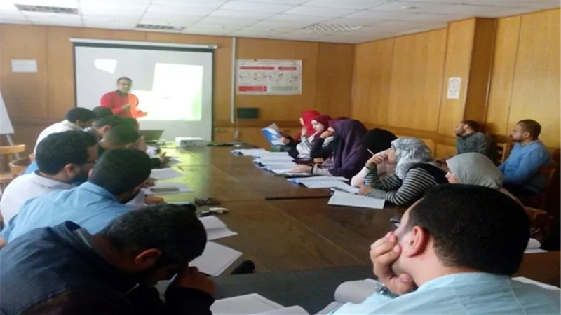 الصحة: دورات تدريبية لرفع كفاءة مهندسى وفنى الأجهزة الطبية ب8 محافظات