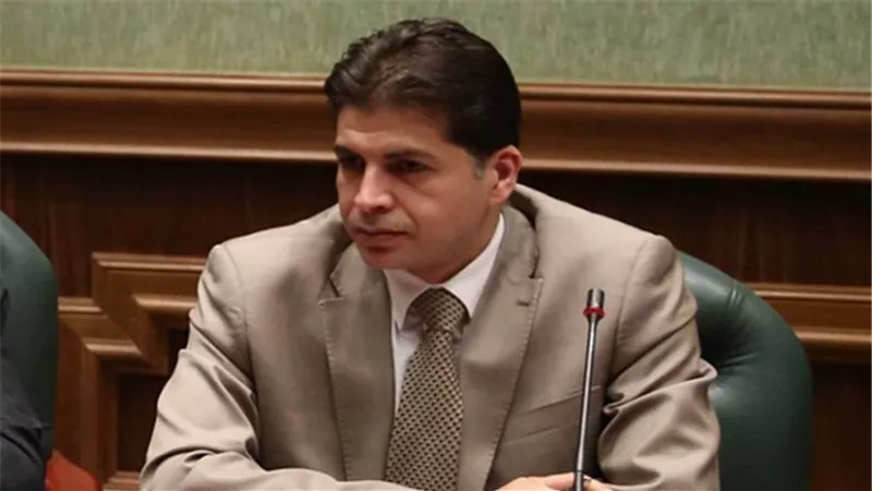 برلمانى: هذه الأغنية مكانها مباحث الآداب