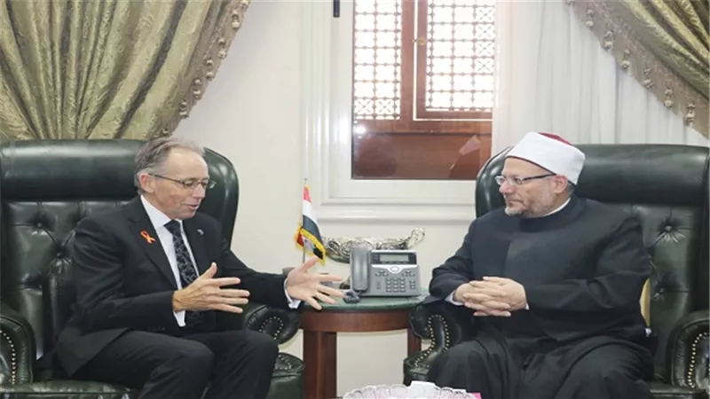 مفتي الجمهورية يستقبل السفير الأسترالي للعزاء في شهداء مسجد 