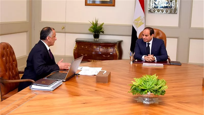السيسي يجتمع مع محافظ البنك المركزى
