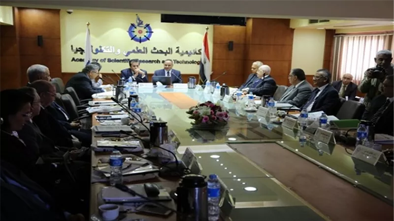 عبد الغفار يعلن أسماء الفائزين بجوائز الهيئات والأفراد لعام 2016