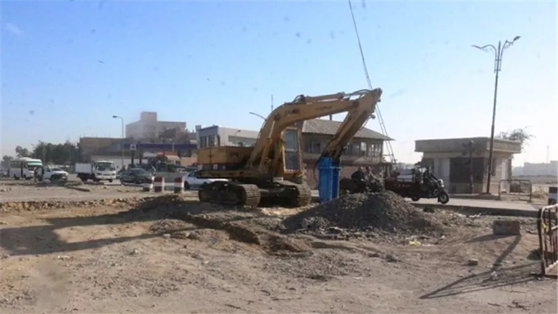 محافظ السويس يشدد بالانتهاء من تطوير مزلقان المثلث