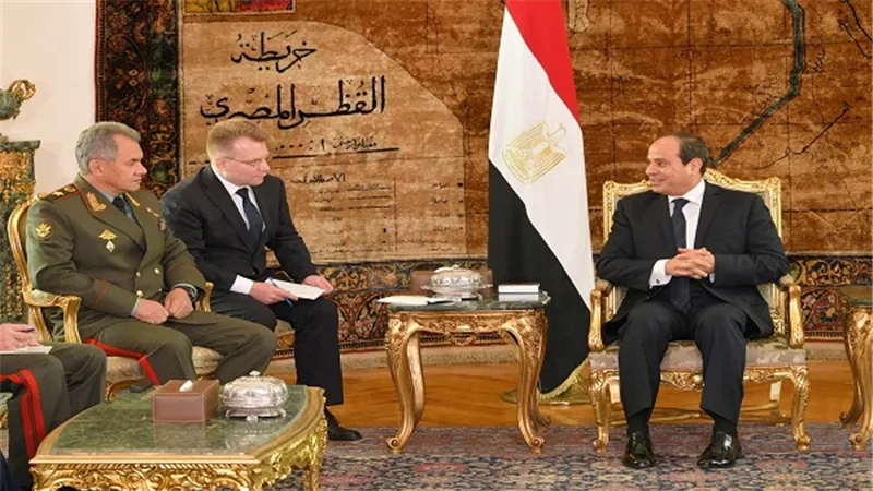 السيسي يستقبل وزير الدفاع الروسي