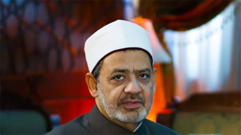 شيخ الأزهر يتحدى الإرهاب ويصلي الجمعة بمسجد الروضة