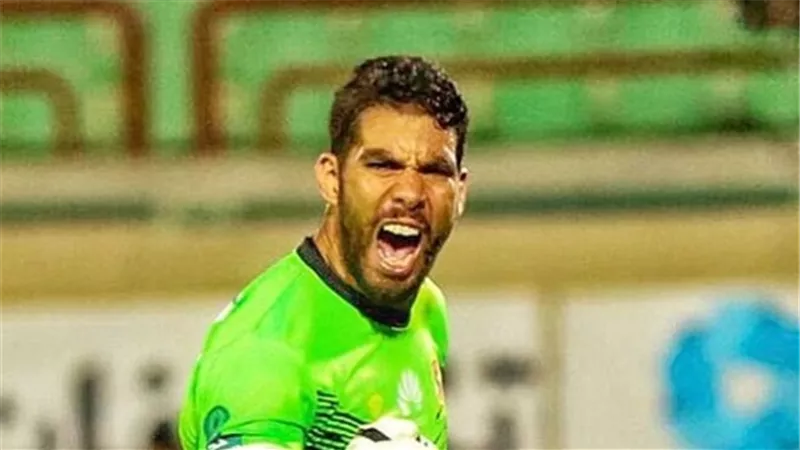 قائمة الأهلي لمواجهة إنبي.. عودة إكرامي واستبعاد نجم الفريق
