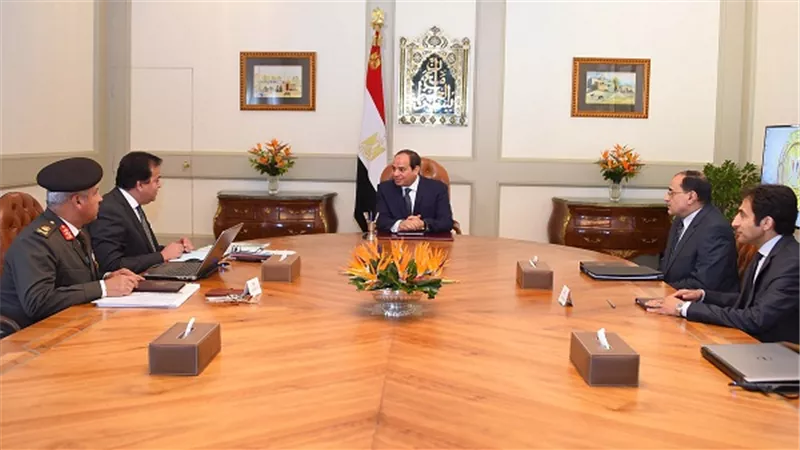 السيسي يجتمع مع وزير التعليم العالي والبحث العلمي