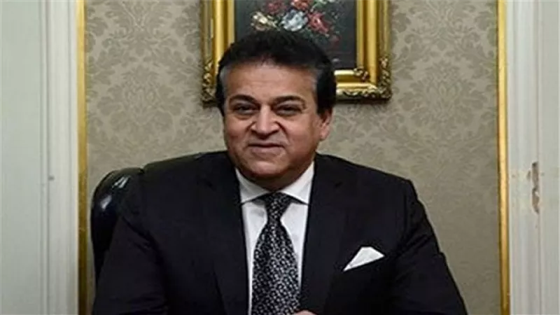 عبد الغفار يعلن إنهاء مشروع إنشاء المقر الدائم للجامعة نهاية 2018 بناء على توجيهات القيادة السياسية