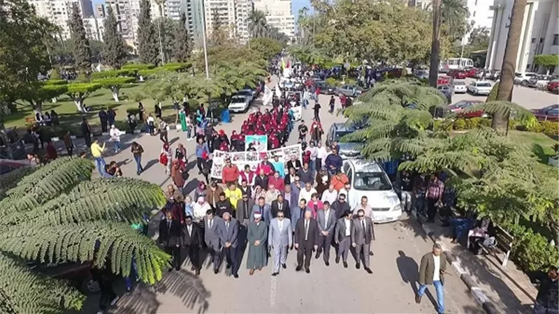 بالصور.. جامعة المنصورة تنتفض  لنبذ العنف والارهاب خلال أسبوع حق الشهيد 