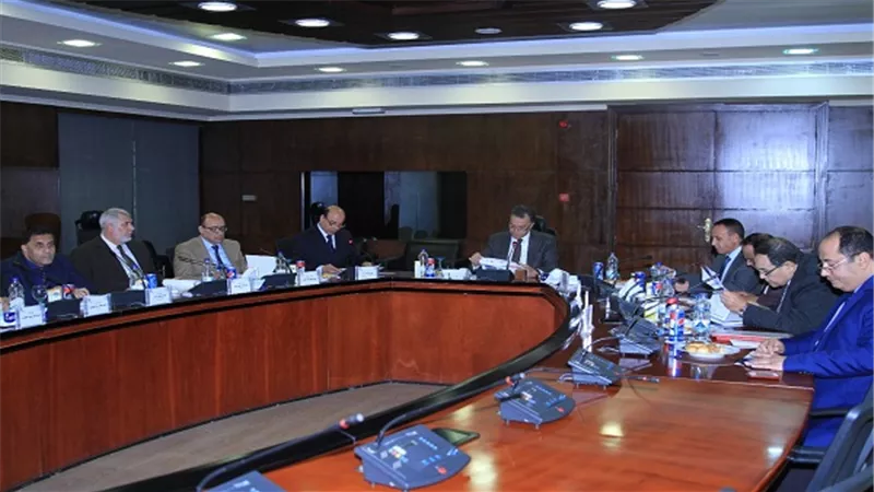 وزير النقل يترأس اجتماع مجلس إدارة شركة السكك الحديدية للخدمات المتكاملة وأعمال  التامين والنظافة 