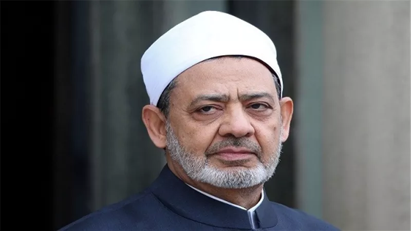 وزير الأوقاف يشيد بتحركات الإمام الأكبر بشأن قضية القدس
