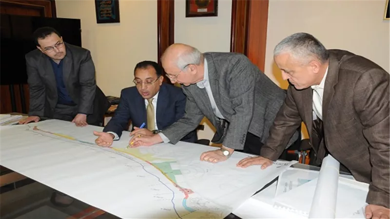 مدبولي يتابع الموقف التنفيذى فى العلمين الجديدة والشريط الساحلى بأسوان الجديدة
