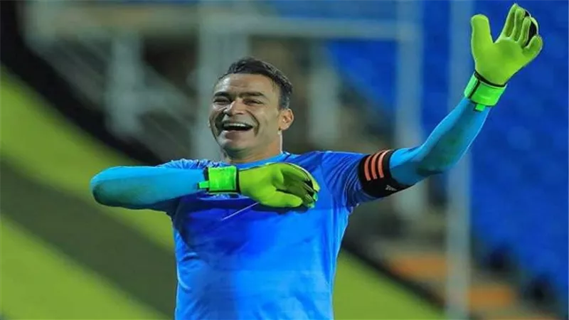 الحضري يدخل تاريخ الدوري السعودي.. بعد هدفه فى الاتفاق
