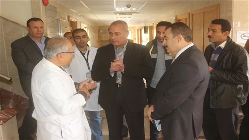  بالصور.. محافظ السويس يفاجىء عدد من المرافق ومشروعات التطوير بالمحافظة