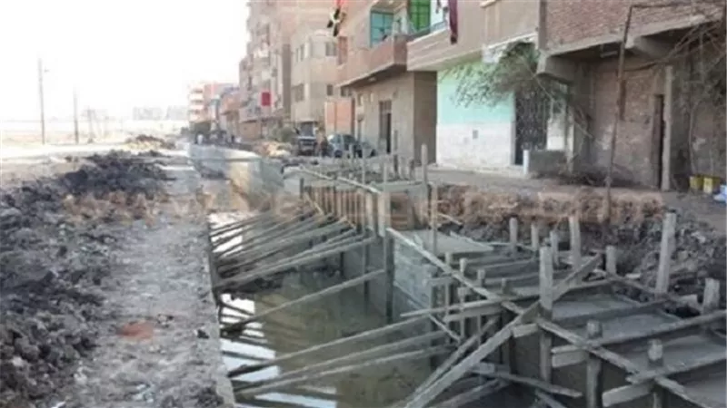 محافظ القليوبية: البدء فى تغطية ترعة الباسوسية بالقناطر الخيرية وتدبيش جسر مصرف الزهويين بشبين القناطر