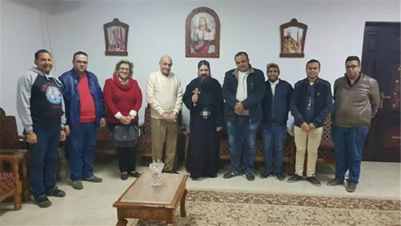اسقف السويس يعقد اجتماعا مع اللجنة العليا للكشافة
