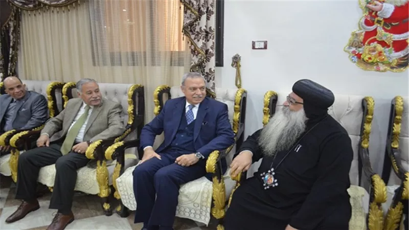 محافظ قنا يهنيء الأقباط بعيد الميلاد المجيد