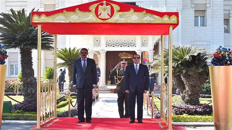 السيسي يستقبل الرئيس الاريتري بقصر الاتحادية