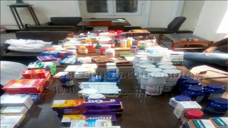 ضبط مالك شركة ومخزن لحيازته خمسة ملايين عبوة وأقراص مكملات غذائية بالبساتين