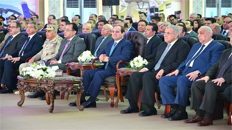 بالصور.. السيسي يفتتح مشروعات تنموية بالمنوفية