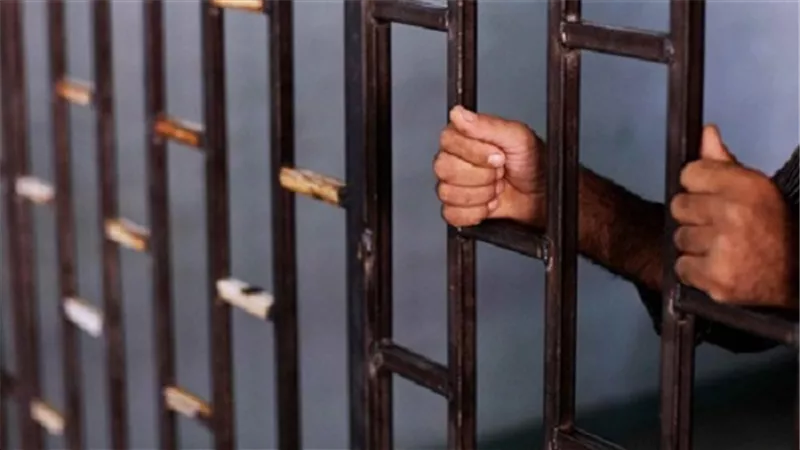 حبس تاجر قماش وسائق لإتجارهما فى العملة بشبين القناطر