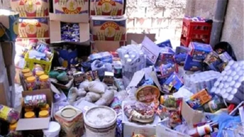 ضبط مصنعين غير مرخصين وسلع غذائية بدون بيانات بالقليوبية