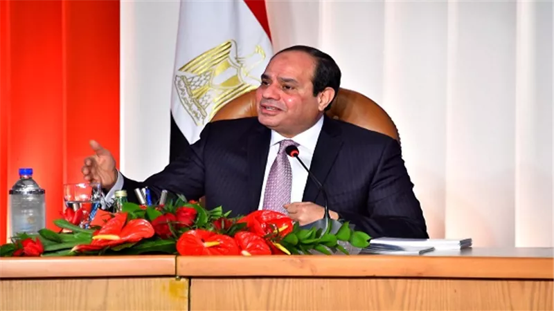 السيسي يشارك في جلسة 