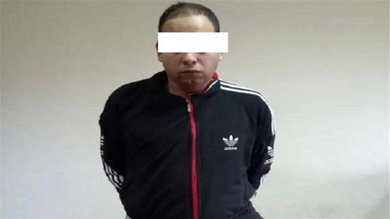 ضبط موظف بأحد البنوك لقيامه بالتلاعب بنظام التشغيل الإلكترونى للبنك 