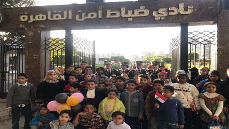 أمن القاهرة تحتفل بعيد الشرطة مع  أطفال دور رعاية الأيتام 