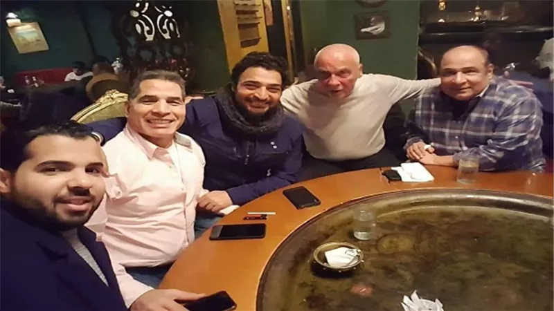 بالصور.. حميد الشاعرى يعود للتعاون مع شركة سونار فى البومه المقبل 