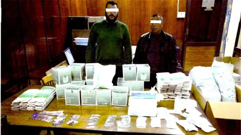 ضبط مخزنين للإتجار فى المستلزمات الطبية مجهولة المصدر وغير صالحة للإستخدام الطبى