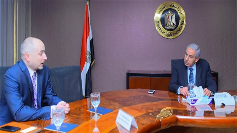 قابيل: انشاء أول مجمع لانتاج ألبان الأطفال بالعاشر من رمضان باستثمار بولندى 600 مليون جنيه