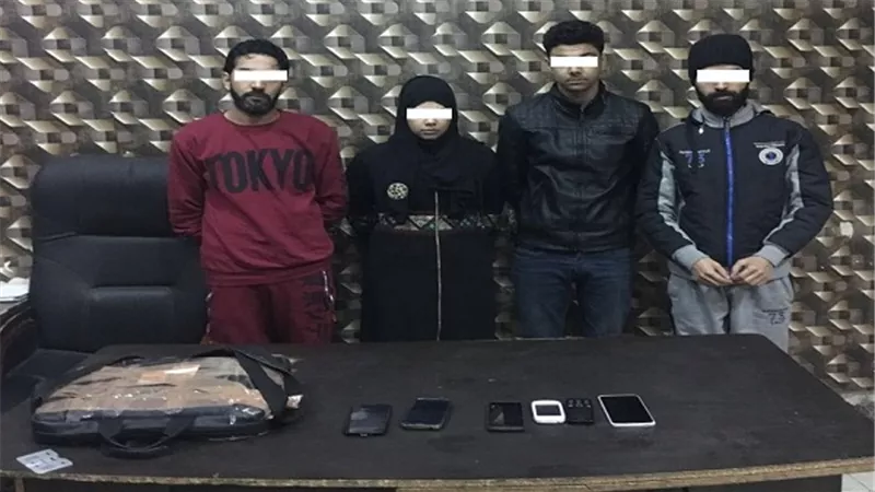 ضبط  تشكيل عصابي للنصب على المواطنين وإنشاء صفحات على 