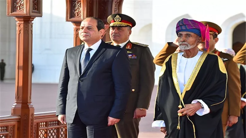 الرئيس السيسي يصل سلطنة عمان ويجرى مباحثات مع السلطان قابوس